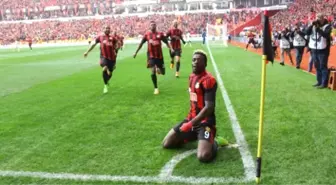 Eskişehirspor Fırsatı Tepti!