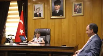 Minik Validen 'Şehit Ömer Halisdemir Köşesi' Yapılsın Talimatı