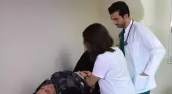 Doktor Adayları 'Simüle Hasta' ile Pratik Yapıyor