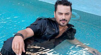Şarkıcı Emre Altuğ, 'İşte Benim Stilim' Yarışmacısını Markajına Aldı