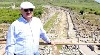 Antik Perge Kentinin Anıtsal Çeşmesi Tekrar Akacak