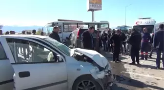 Erzincan'da Zincirleme Trafik Kazası - 5 Kişi Yaralandı