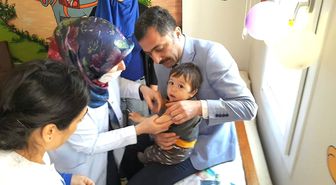 Halk Sağlığı Müdürü Dr.ömer Faruk Özyurt, ''Erişkinler de Aşılanma Konusunda Bir Hekime Danışmalı'