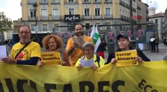 Çernobil'in Yıldönümünde Nükleere Şarkılı Protesto