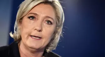 Le Pen Komünist Parti Seçmenine Yöneldi