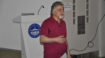 Prof. Dr. Kemal Yelekçi'den Aşkın Kimyası Semineri