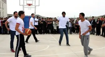 Gaziantep Basketbol Takımı Öğrencilerle Buluştu