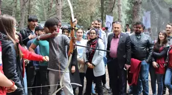 Muder, Yabancı Öğrencilere Ata Sporunu Tanıttı