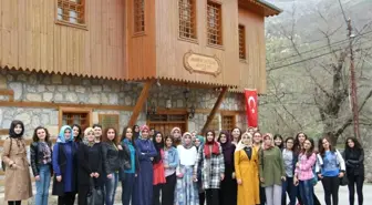 Öğrencilere Kemah-Kemaliye Tarih ve Tabiat Gezisi
