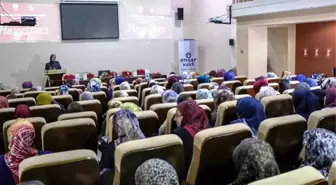 Üsküp'te 'Kadın ve Ailenin Önemi' Konferansı