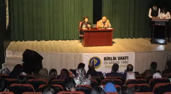 Birlik Vakfı Öğrencileri, Nevin Şahin ve Rahmi Dilligil ile Buluşturdu