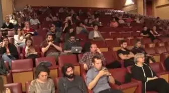 Kadir Has Üniversitesi'nde Post Truth Konuşuldu?