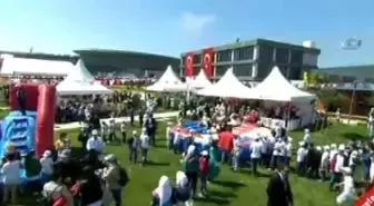 Maçın Başlama Vuruşu Emine Erdoğan'dan