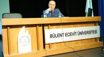 Yazar Oğuz Demiralp Beü'de 'Okuma Deneyimleri' Başlıklı Bir Konferans Verdi