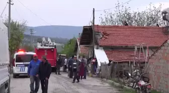 Alevler Arasında Kalan Babasını Kurtardı