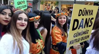 Dünya Dans Günü'ne Festival Havasında Kutlama