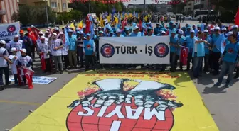 Balıkesir'de 1 Mayıs Kutlaması Sönük Geçti