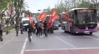 Taksim Meydanı'na Yürümek Isteyen 20 Kişilik Grup Gözaltına Alındı - Istanbul