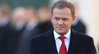 Tusk'ı Nazi Subayı Gibi Gösteren Polonyalı Diplomat Görevden Alındı