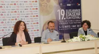 Eskişehir Film Festivali'nin Onur Ödülleri İzzet Günay ile Lale Belkıs'a Verilecek