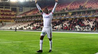 Eto'o 4 Gol Sonra Antalyaspor'un Tarihine Geçiyor