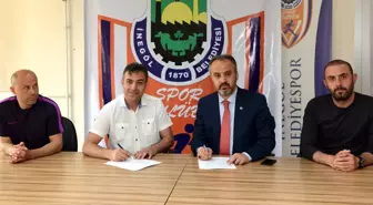 İnegöl Belediyespor, Zoroğlu'nun Sözleşmesini Uzattı