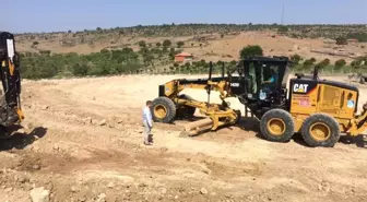 Yunusemre Belediyesinden Maldan'a Futbol Sahası