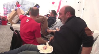 Başkalarının Hayatı Senin Damarlarında Akıyor' Projesi