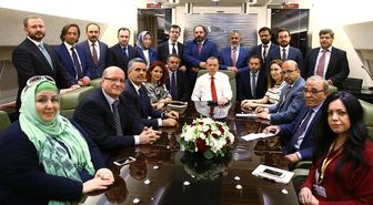 Erdoğan, AK Partili Yazarların 'İslamcılık' Tartışmasına Son Noktayı Koydu: Tekkeye Mürit Aramıyoruz