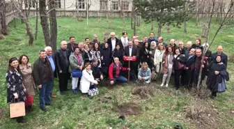 Erzurum Lisesi'nin 81 Yılı Mezunlarından, Okul Bahçesine 100 Hatıra Fidan