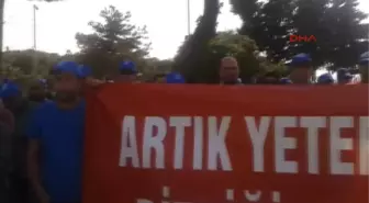 Izmir Aliağa Tüpraş Işçilerinden Iş Bırakma Eylemi