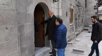 Murat Paşa Kent Meydanı Tamamlanıyor