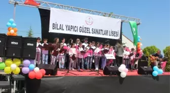 Bilal Yapıcı Güzel Sanatlar Lisesinde Korolar Şenliği