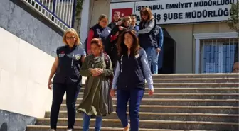 Polis Kamera Görüntüsü Ararken Suçlulaları Yakaladı