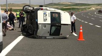 Tarım İşçilerini Taşıyan Minibüs Devrildi: 10 Yaralı