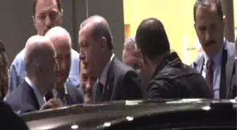 Cumhurbaşkanı Erdoğan Talip Öztürk'ü Hastanede Ziyaret Etti