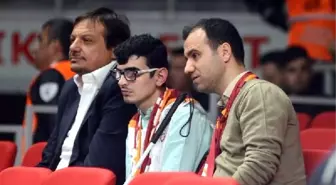 Ergin Ataman, Görme Engelli Taraftara Maçı Anlattı