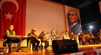 Akhisar'da Gönülleri Fetheden Konser