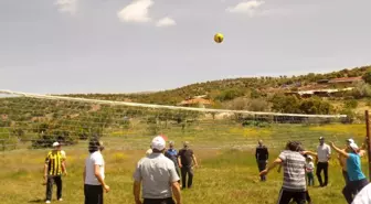 30 Yıldır Baharın Coşkusu İmece Usulüyle Yaşanıyor