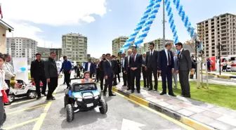 Battalgazi Belediyesi Trafik Haftasını Kutladı