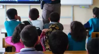 Jandarmadan Öğrencilere Trafik Eğitimi