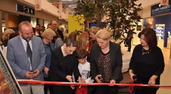 Kosova'da Yoğun İlgi Gören Sergi