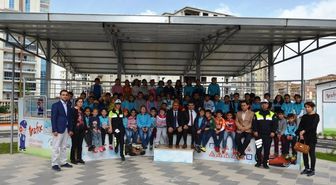 Minik Öğrencilere Polislerden Trafik Eğitimi