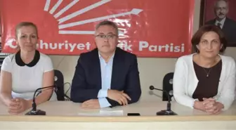 Uşak'ta CHP'liler Atatürk'e Hakareti Kınadı