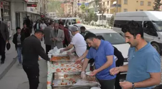 Hakkari'de 150 Kilo Tulumba Tatlısı Dağıtıldı