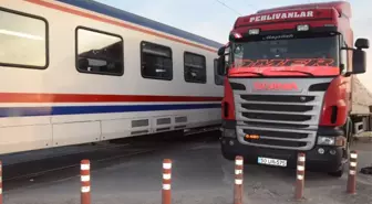 Manisa'da Tren Kazası