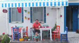 Bozcaada'da Turizmcilerin Yüzü Gülüyor