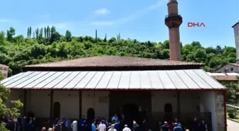 Tokat Niksar'daki Tarihi Ulu Cami'de Kılıçla Hutbe Okundu