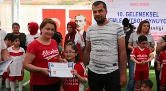 Anneler 'Futbolda Şiddete Karşı' Oynadılar