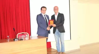 Burhaniye'de Girişimcilik Konferansı